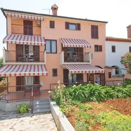 Apartment Galant.5 Ρόβινι
