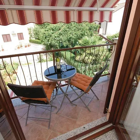 Apartment Galant.5 Διαμέρισμα *