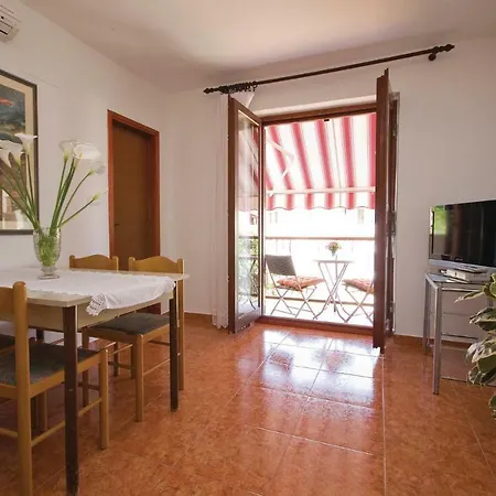 Apartment Galant.5 Διαμέρισμα *